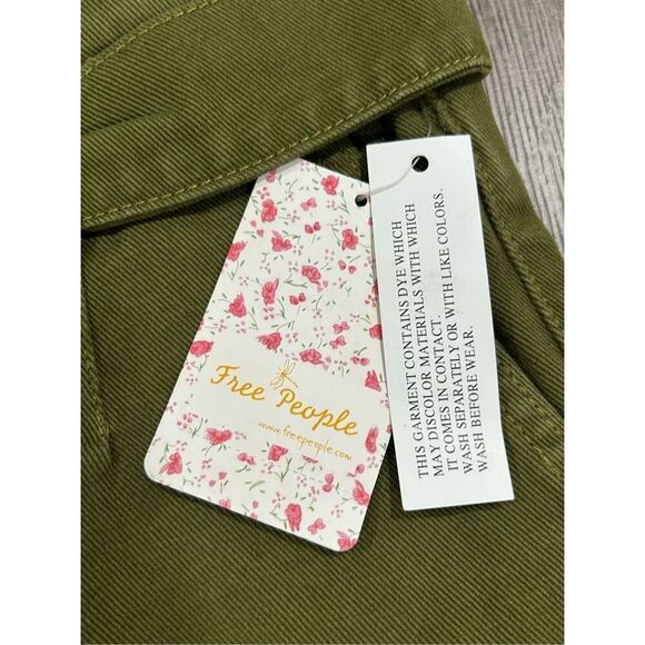 FREE PEOPLE short HR size 0 - Picture 4 of 6